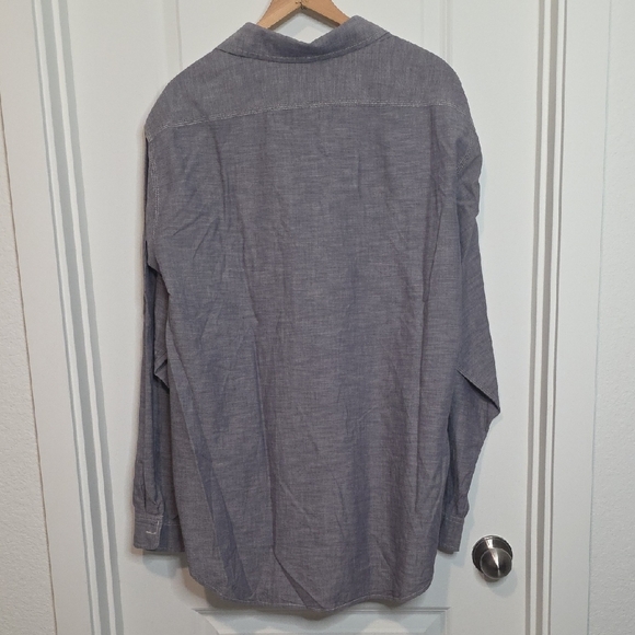 Ralph Lauren Men's Casual Gray Button-Down Shirt - Picture 3 of 5